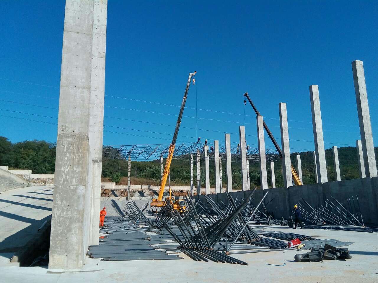 新沂搅拌站网架